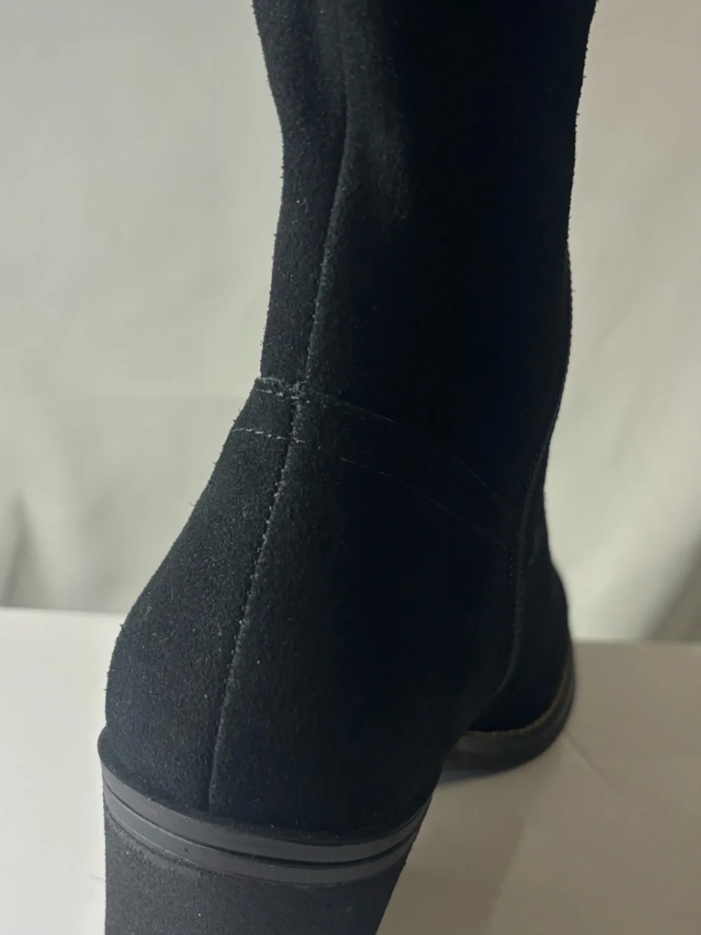 White Mountain Altitude Women’s Suede Tall Shaft Boots size 7.5
